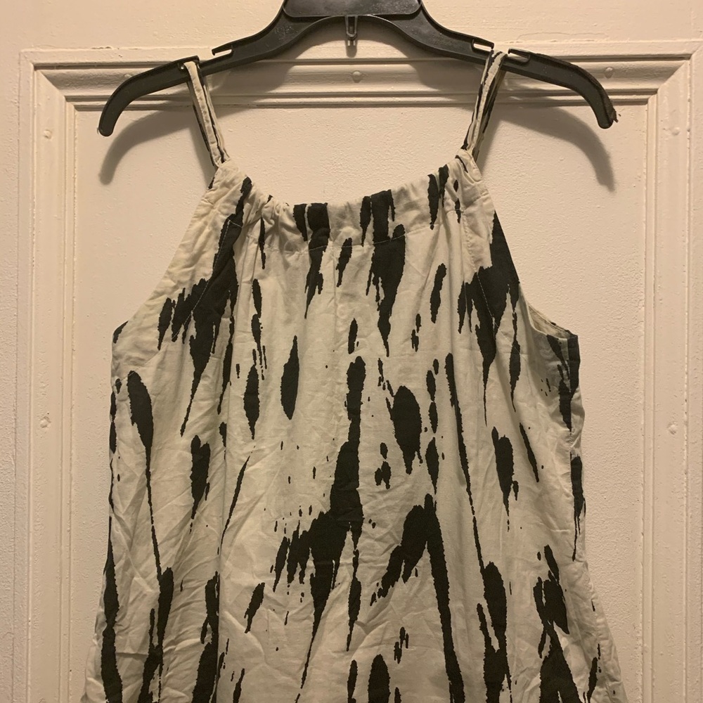 Sleeveless top